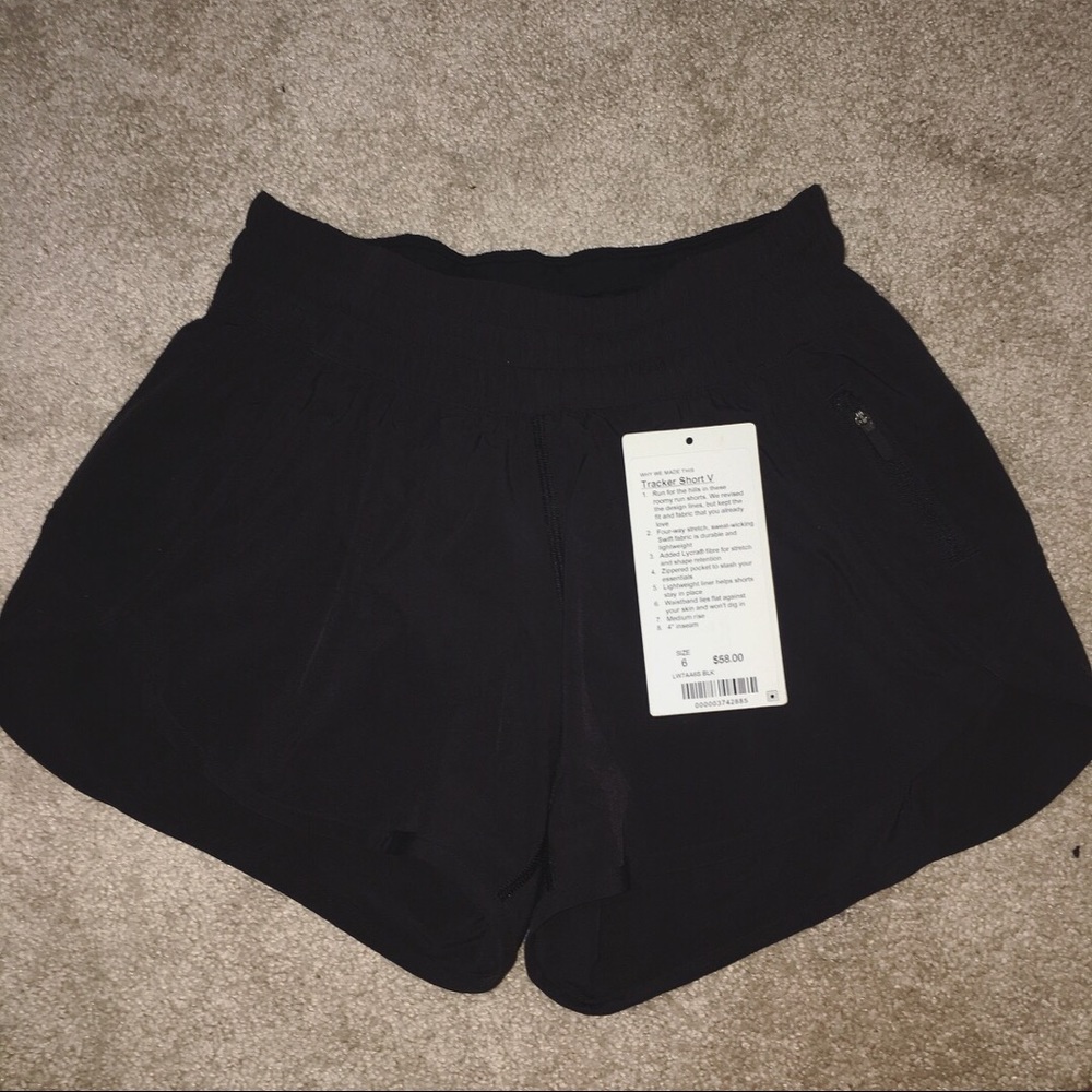 Lululemon Black tracker short V